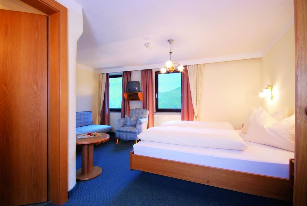 Hotel Zum Lamm Tarrenz Rum bild