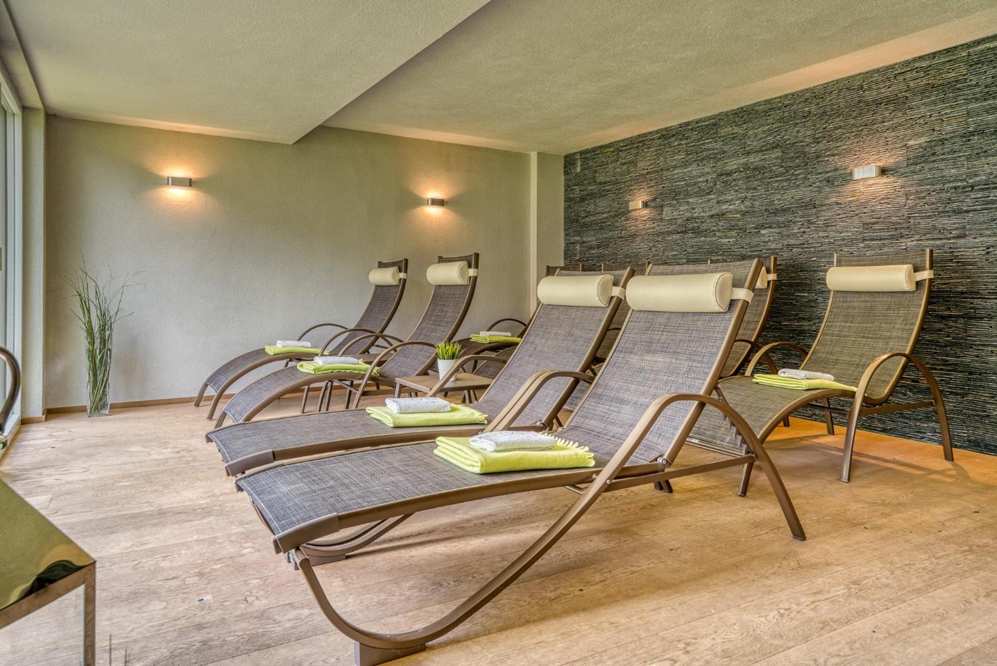 Hotel Zum Lamm Tarrenz Exteriör bild